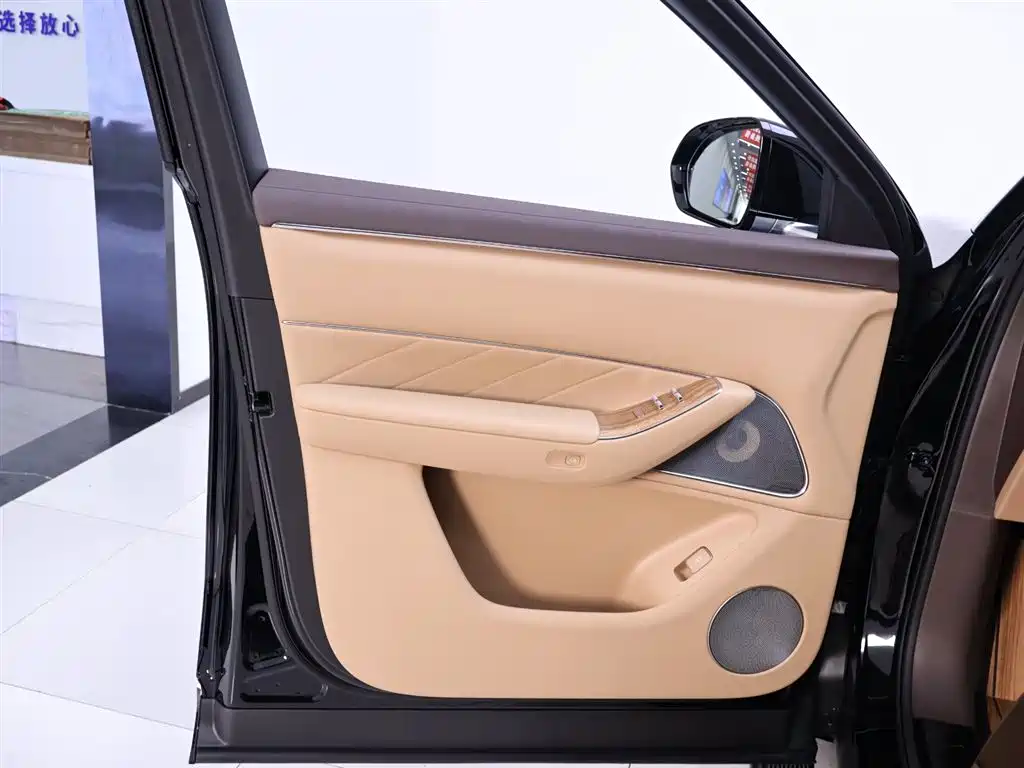 AITO AITO Aito M8 2025 Extended Range Max+ Edition 53.4kWh 6-Seat Version 192-line LiDAR 2025 - thumbnail 18