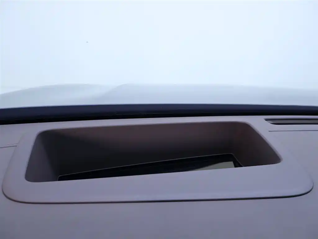 AITO AITO Aito M8 2025 Extended Range Max+ Edition 53.4kWh 6-Seat Version 192-line LiDAR 2025 - thumbnail 20