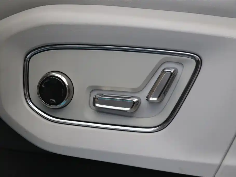 Volvo Volvo EM90 2025 Ultra Six-seater 2026 - thumbnail 13