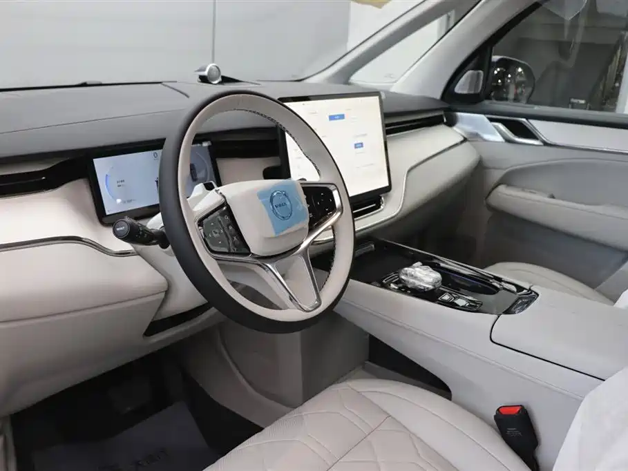 Volvo Volvo EM90 2025 Ultra Six-seater 2026 - thumbnail 14