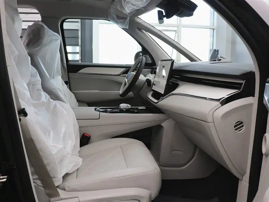 Volvo Volvo EM90 2025 Ultra Six-seater 2026 - thumbnail 25
