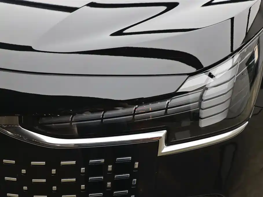 Volvo Volvo EM90 2025 Ultra Six-seater 2026 - thumbnail 28