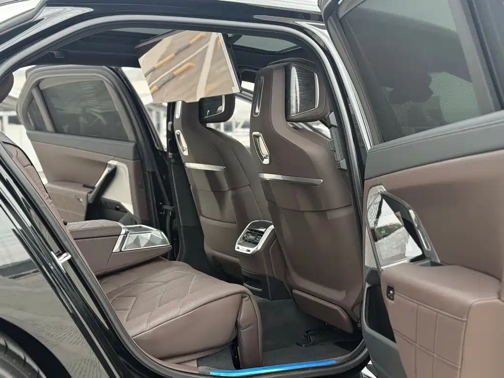 BMW BMW 7 Series 2023 740Li Premium M Sport Package 2024 - thumbnail 7
