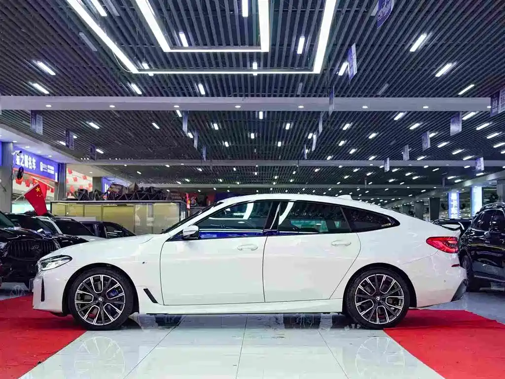 BMW BMW 6 Series GT 2024 630i M Sport Premium Package 2025 - thumbnail 4