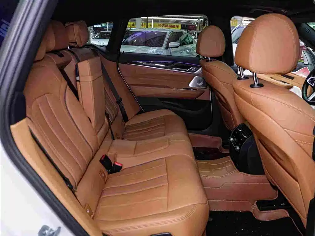BMW BMW 6 Series GT 2024 630i M Sport Premium Package 2025 - thumbnail 15