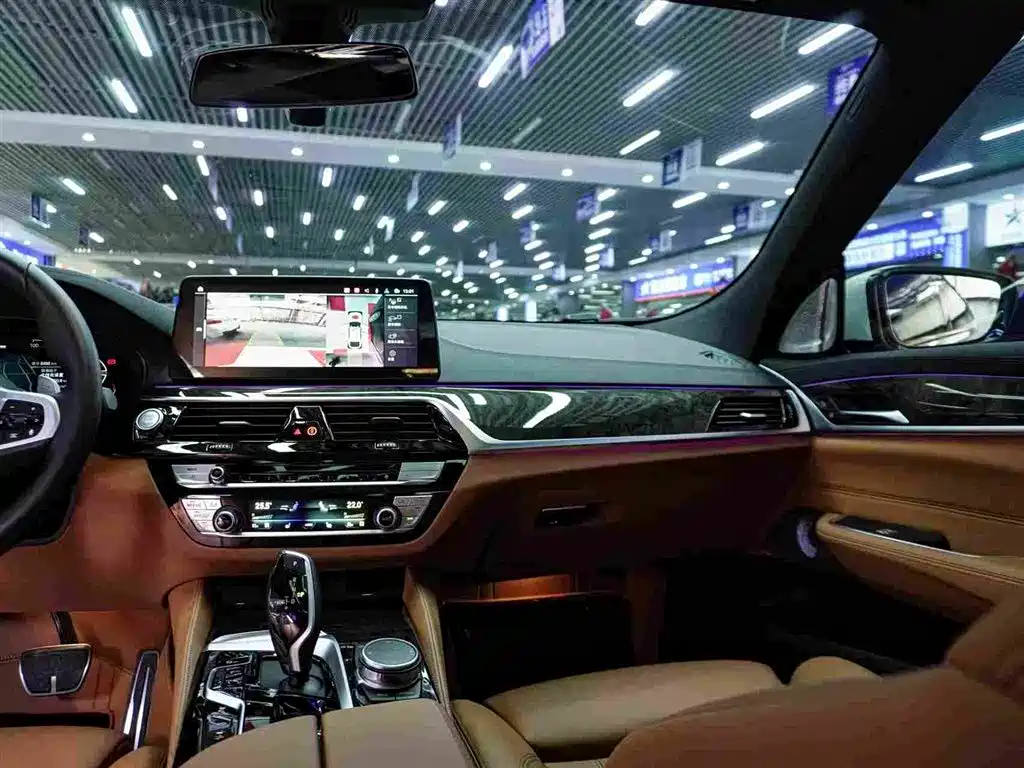 BMW BMW 6 Series GT 2024 630i M Sport Premium Package 2025 - thumbnail 18
