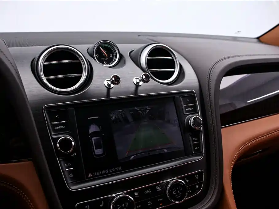 Bentley Bentayga 2018 4.0T V8 2019 - thumbnail 8