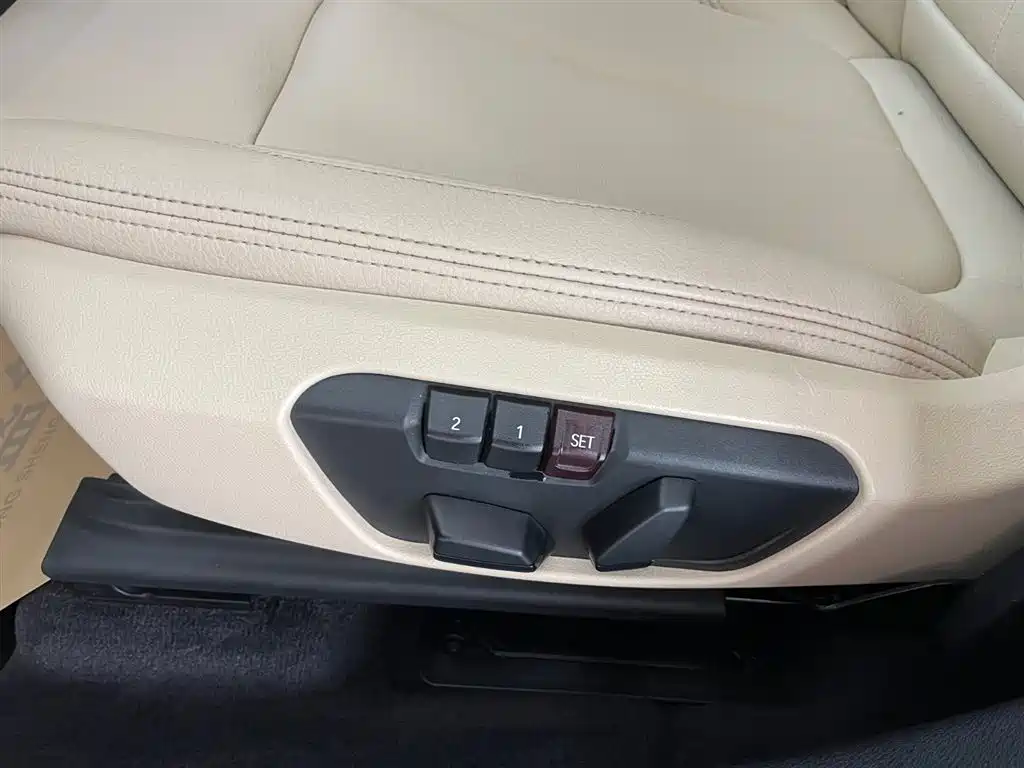 BMW BMW X1 2019 sDrive18Li Fashion Edition 2019 - thumbnail 12
