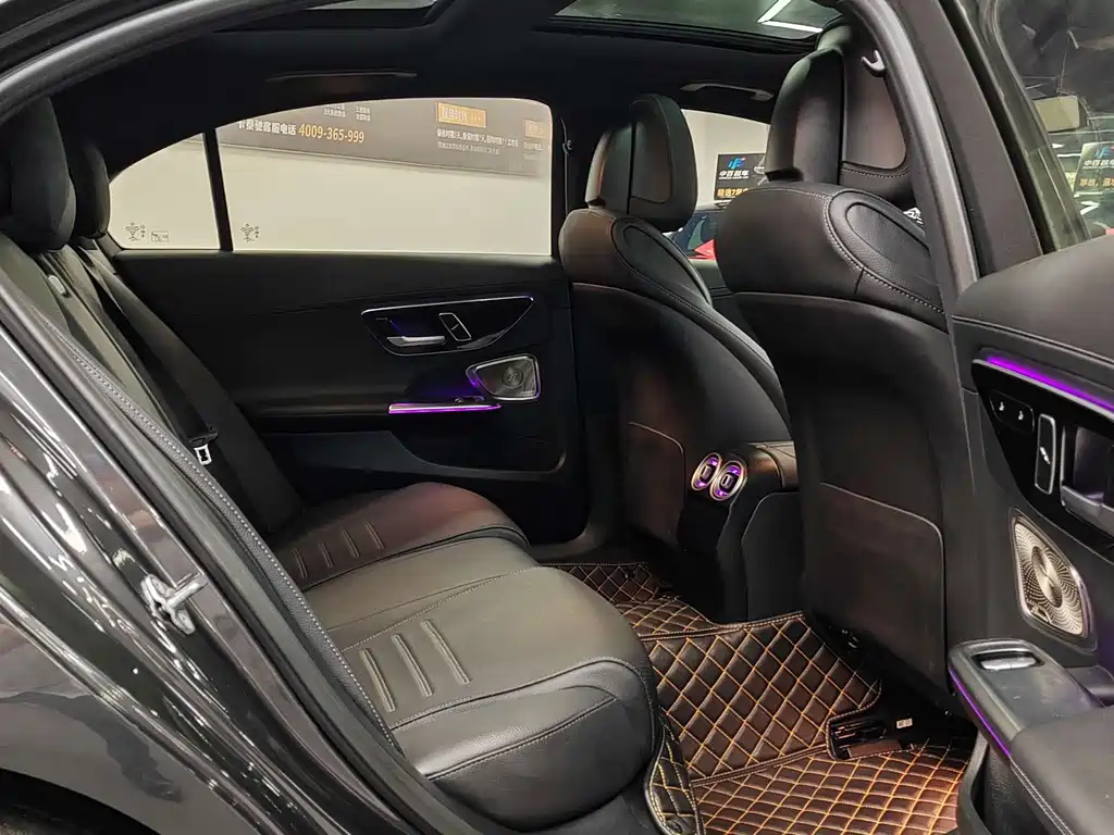 Mercedes-Benz Mercedes-Benz C-Class 2023 C 260 L Night Sport Edition 2023 - thumbnail 10