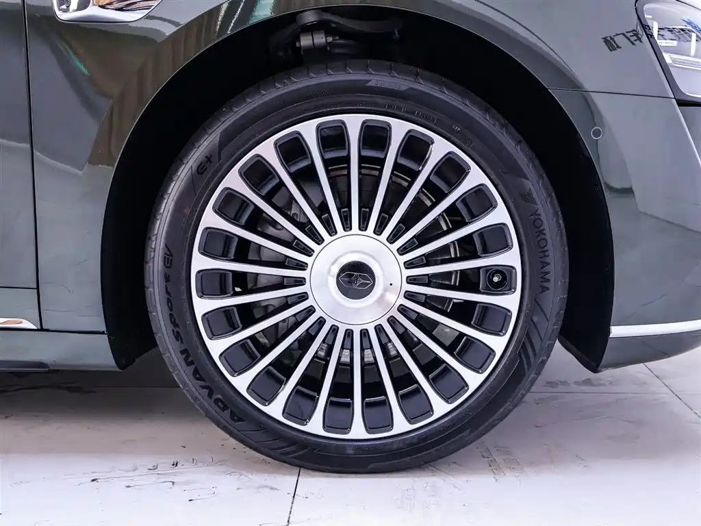 Xiangjie Aion S9T 2025 Extended Range Ultra Long Range Edition (192-line LiDAR) 2025 - thumbnail 6