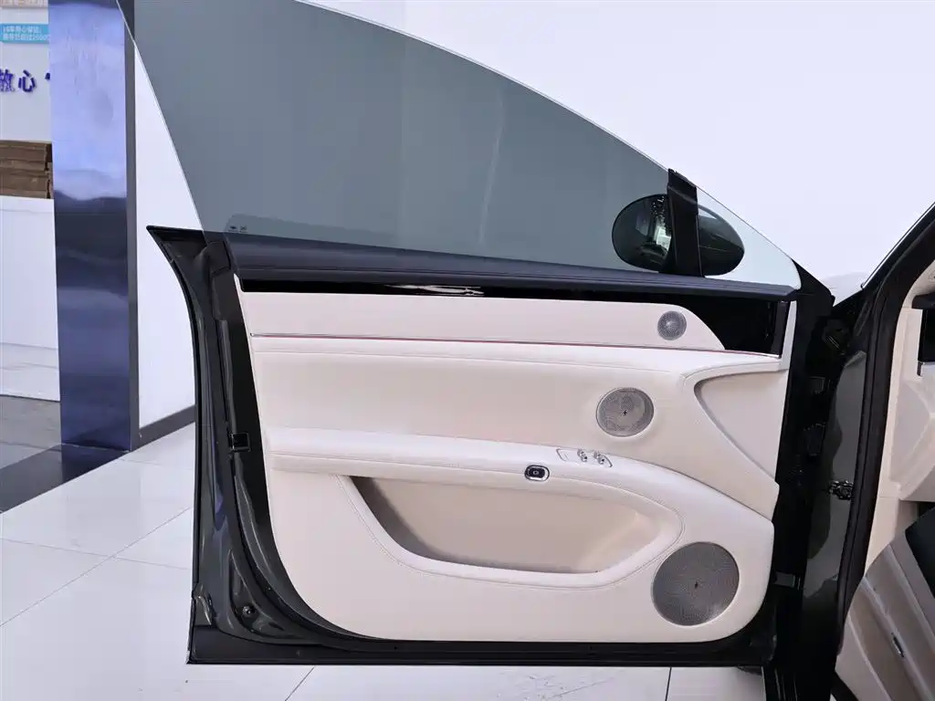 Xiangjie Aion S9T 2025 Extended Range Ultra Long Range Edition (192-line LiDAR) 2025 - thumbnail 18