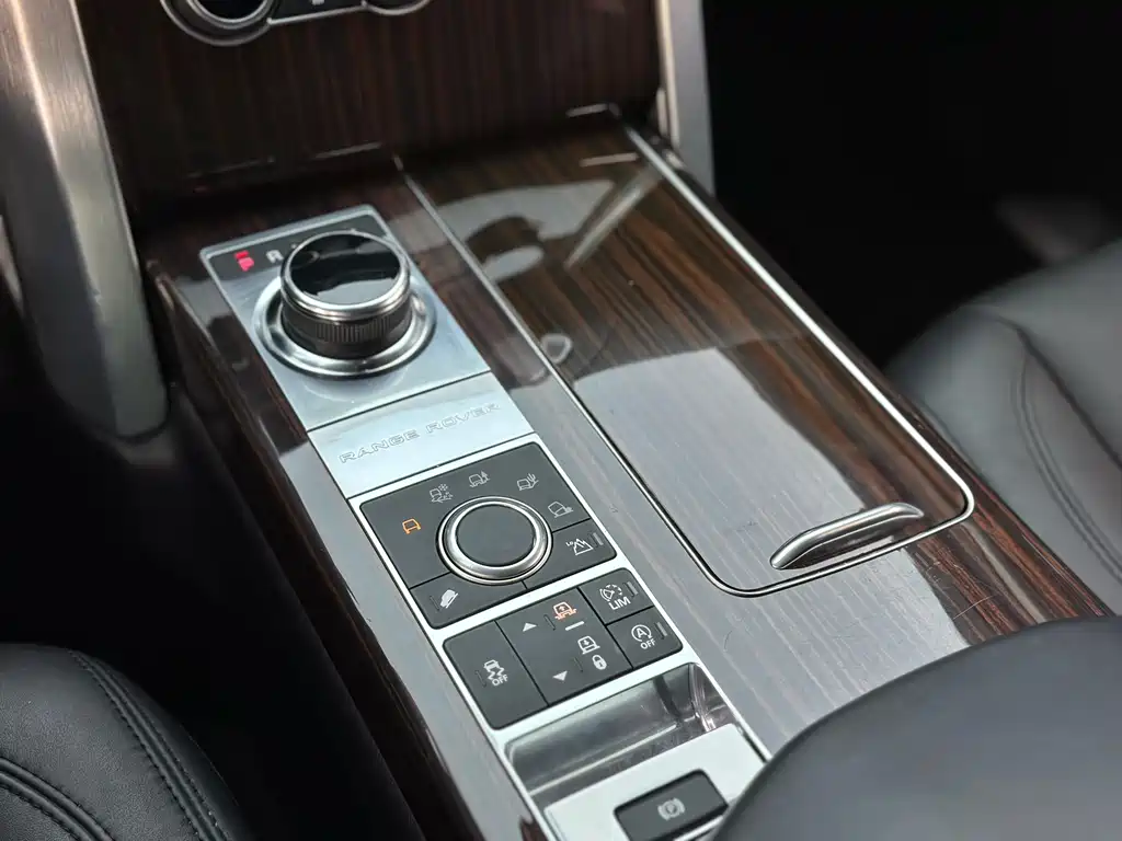 Land Rover Range Rover 2017 3.0 SC V6 Vogue LWB 2017 - thumbnail 15