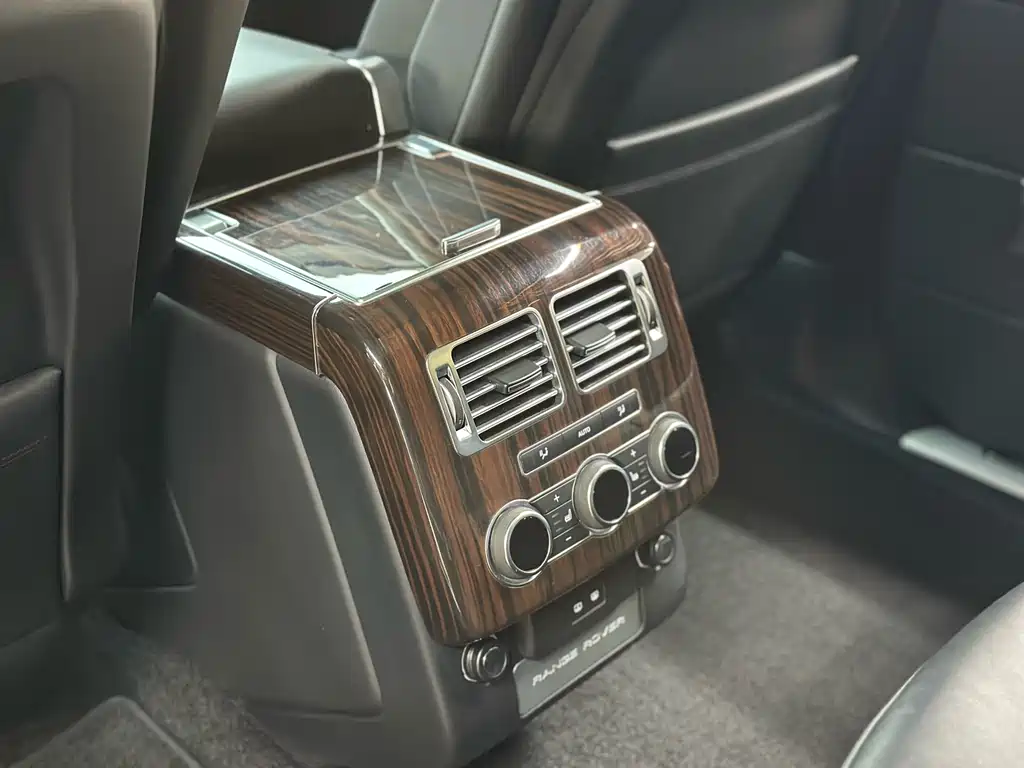 Land Rover Range Rover 2017 3.0 SC V6 Vogue LWB 2017 - thumbnail 18
