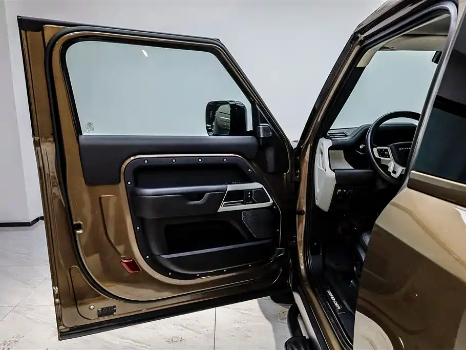 Land Rover Land Rover Defender 2023 Model Year Facelift 90 3.0T P400 X 2023 - thumbnail 7