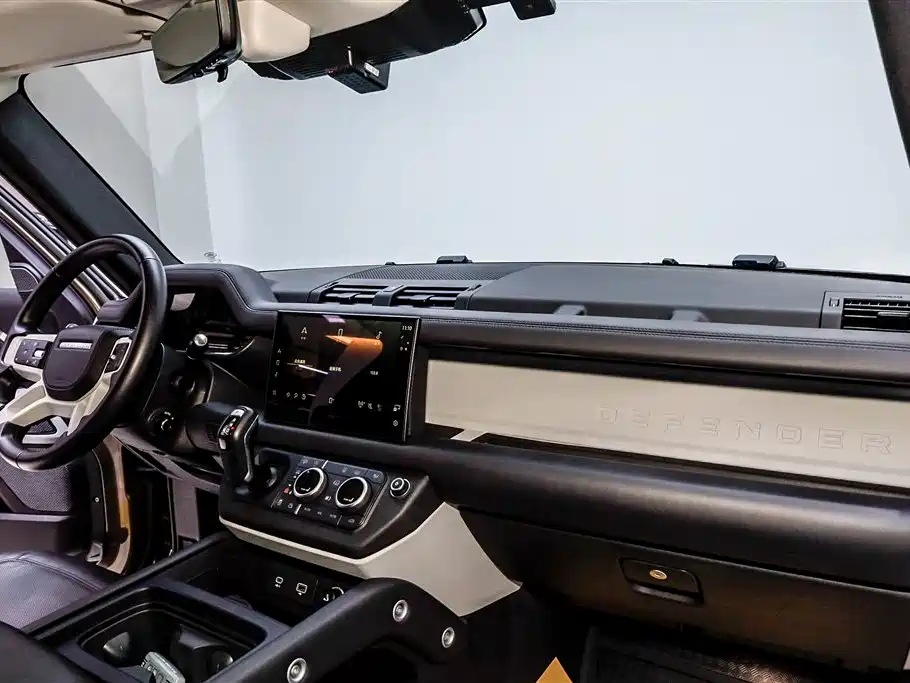 Land Rover Land Rover Defender 2023 Model Year Facelift 90 3.0T P400 X 2023 - thumbnail 15