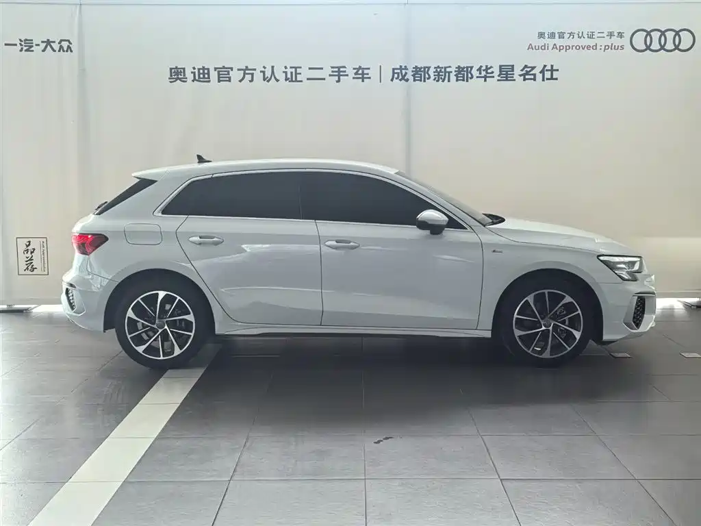 Audi Audi A3 2021 Sportback 35 TFSI Progressive Sport Edition 2021 - thumbnail 5