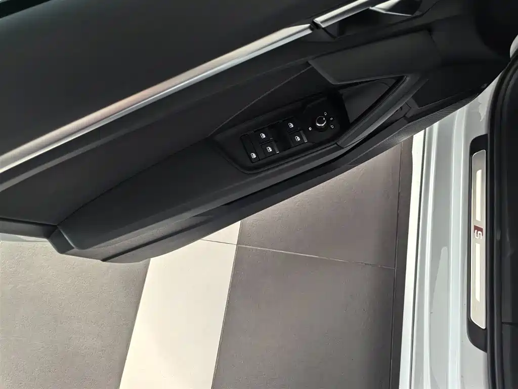 Audi Audi A3 2021 Sportback 35 TFSI Progressive Sport Edition 2021 - thumbnail 15