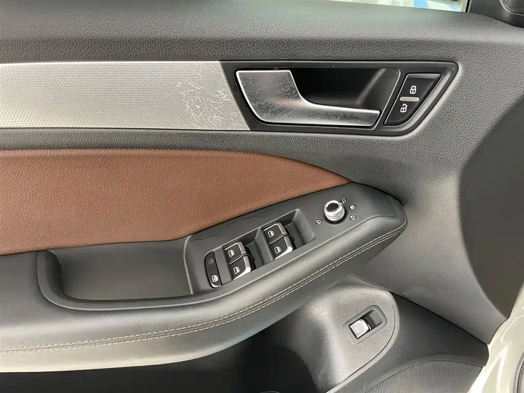 Audi Audi Q5 2017 Plus 40 TFSI Technology Model 2017 - thumbnail 10