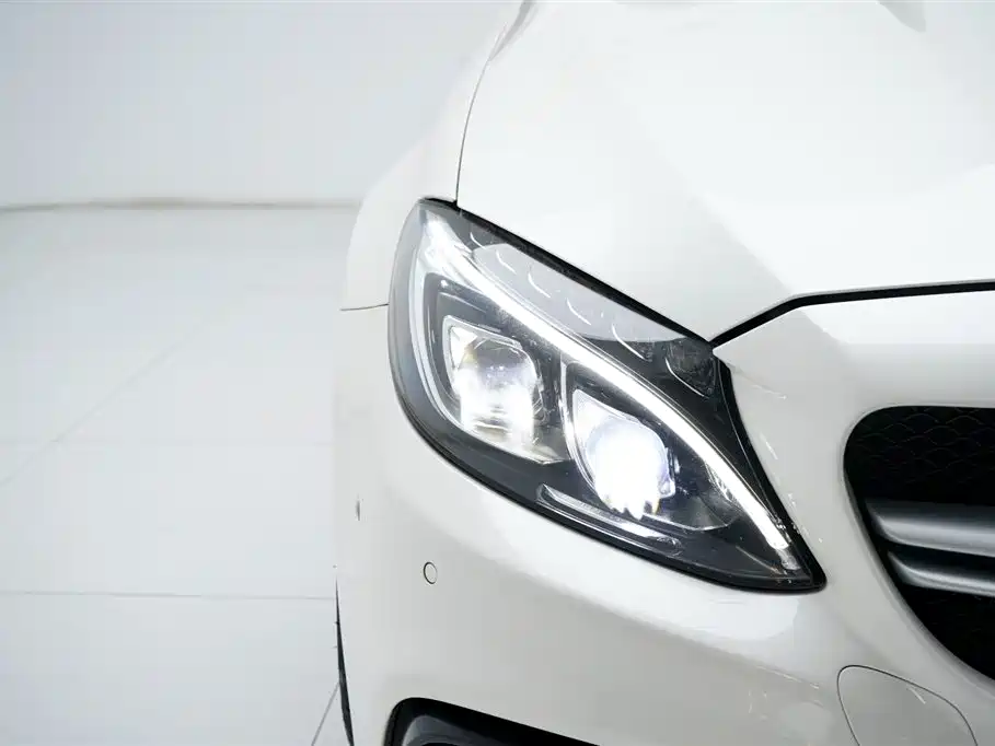 Mercedes-Benz Mercedes-Benz C-Class AMG 2017 AMG C 63 2019 - thumbnail 19