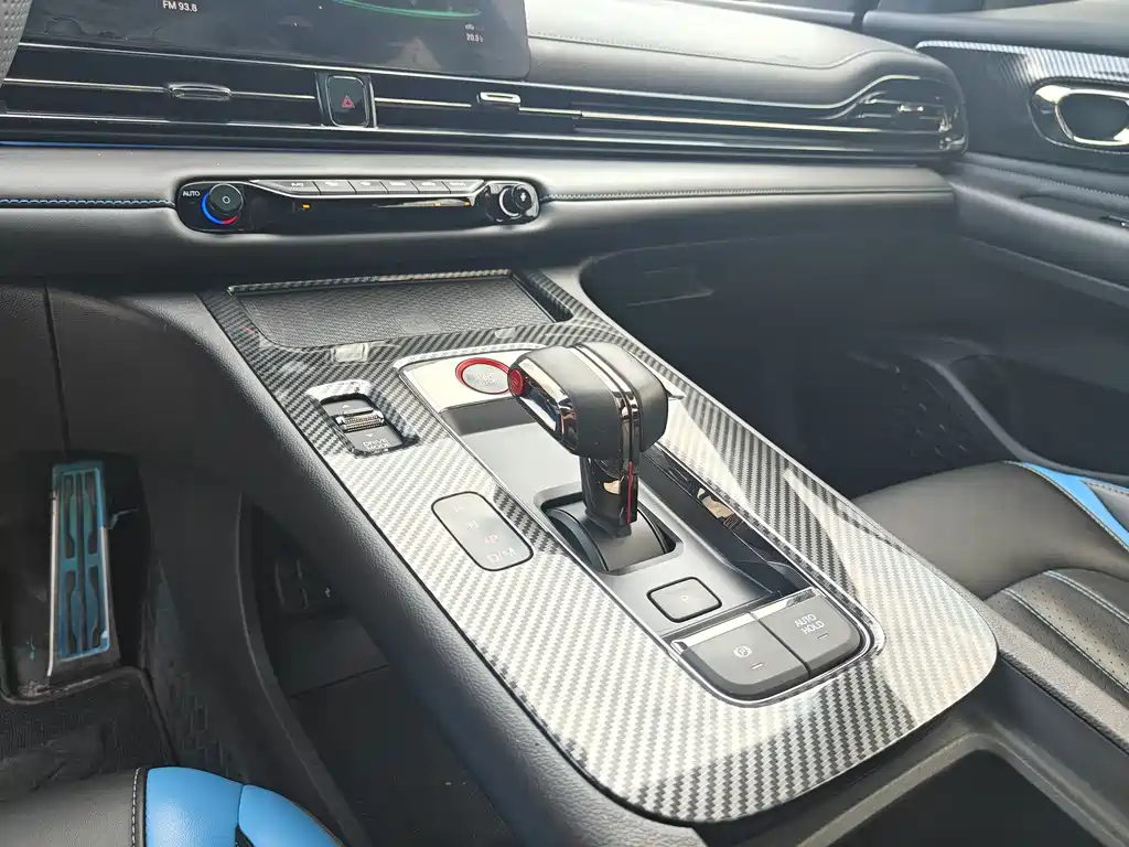 GAC Trumpchi Shadow Leopard 2022 270T DCT J16 Galaxy Fighter Edition 2023 - thumbnail 16