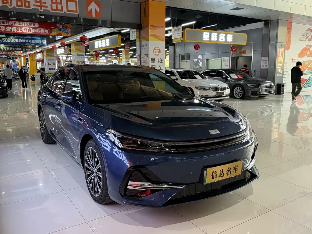 Geely Galaxy Geely Galaxy A7 2025 EM-i 150km Starship Edition 2025 - thumbnail 3