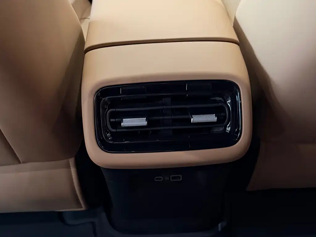 Geely Galaxy Geely Galaxy A7 2025 EM-i 150km Starship Edition 2025 - thumbnail 11