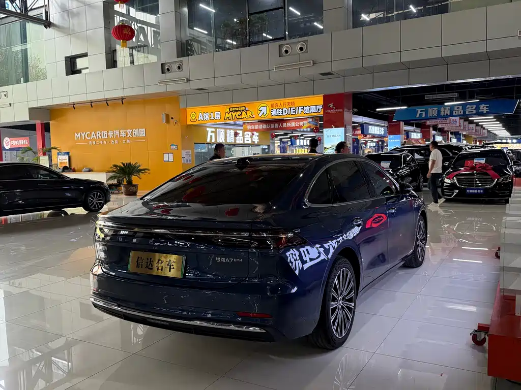 Geely Galaxy Geely Galaxy A7 2025 EM-i 150km Starship Edition 2025 - thumbnail 14