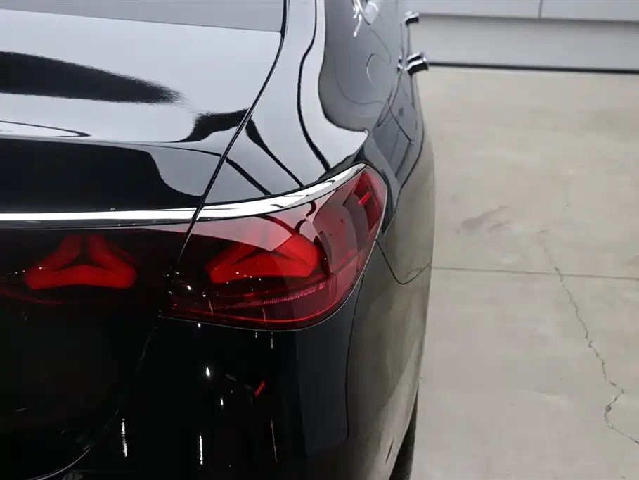 Mercedes-Benz Mercedes-Benz E-Class 2025 Model Year Facelift E 300 L Luxury 2025 - thumbnail 27