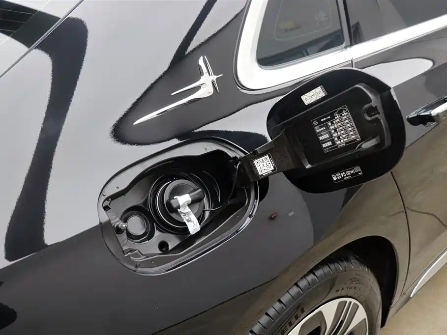 Mercedes-Benz Mercedes-Benz E-Class 2025 Model Year Facelift E 300 L Luxury 2025 - thumbnail 28