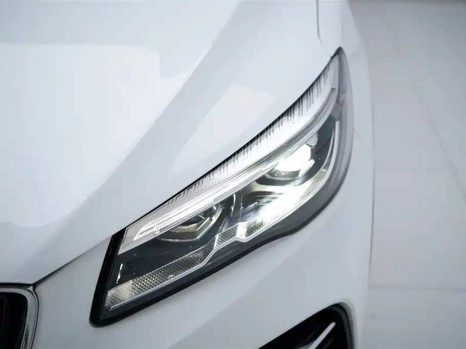 Geely Auto Geely Emgrand S 2022 1.4T CVT Cross Player Edition 2023 - thumbnail 10
