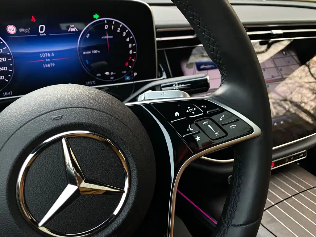 Mercedes-Benz Mercedes-Benz E-Class 2024 E 350 e L Plug-in Hybrid Sedan 2024 - thumbnail 20
