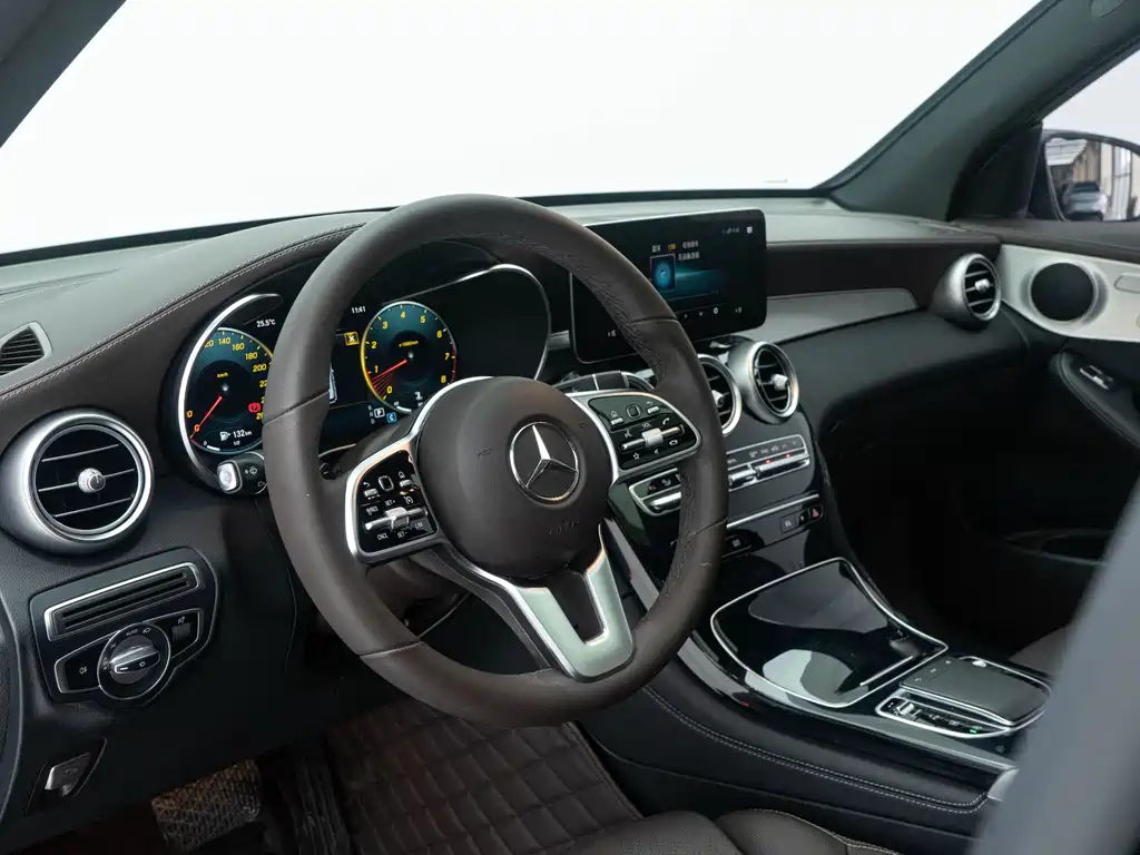 Mercedes-Benz Mercedes-Benz GLC 2021 GLC 260 L 4MATIC Dynamic 2021 - thumbnail 5