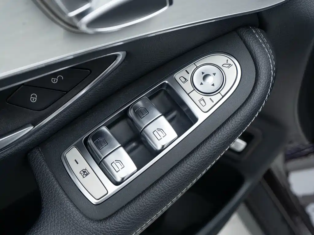 Mercedes-Benz Mercedes-Benz GLC 2021 GLC 260 L 4MATIC Dynamic 2021 - thumbnail 8