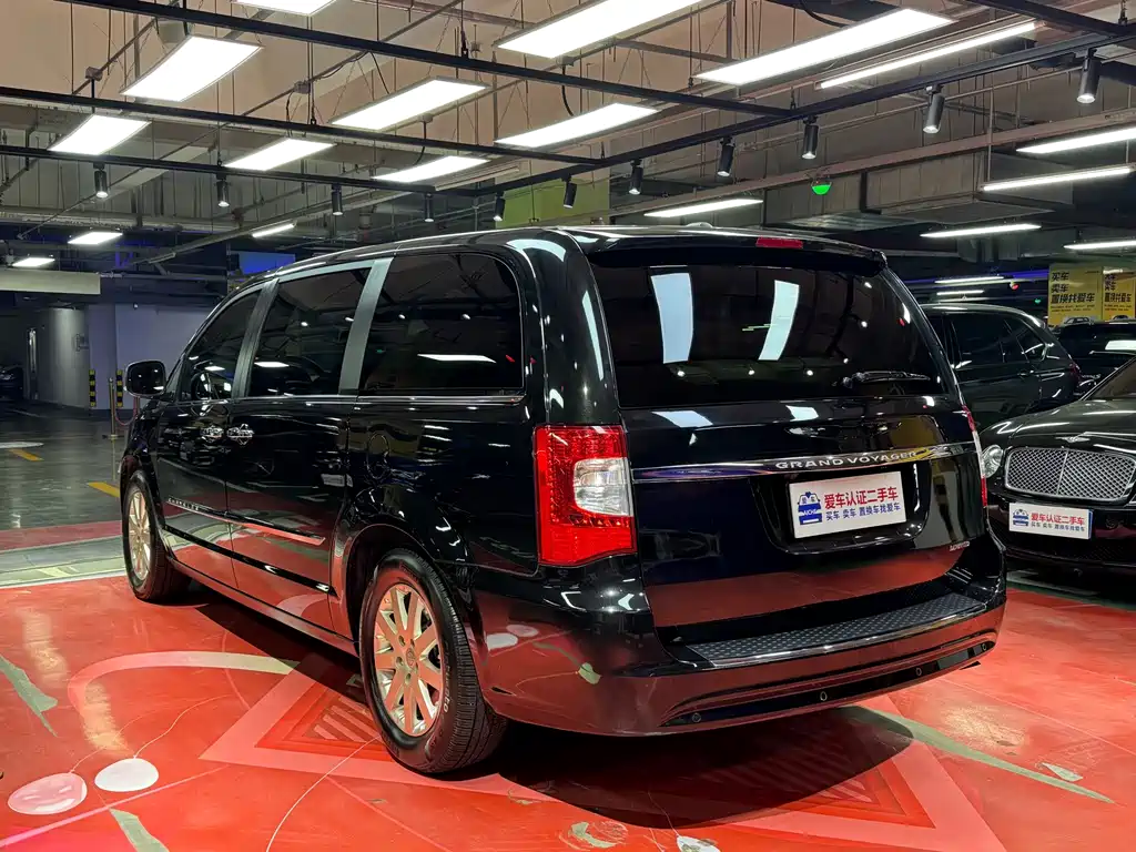 Chrysler Dodge Grand Caravan 2013 3.6L Luxury Edition 2015 - thumbnail 7