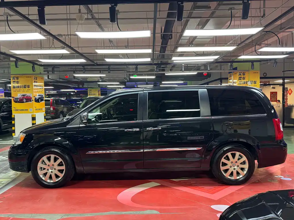 Chrysler Dodge Grand Caravan 2013 3.6L Luxury Edition 2015 - thumbnail 8
