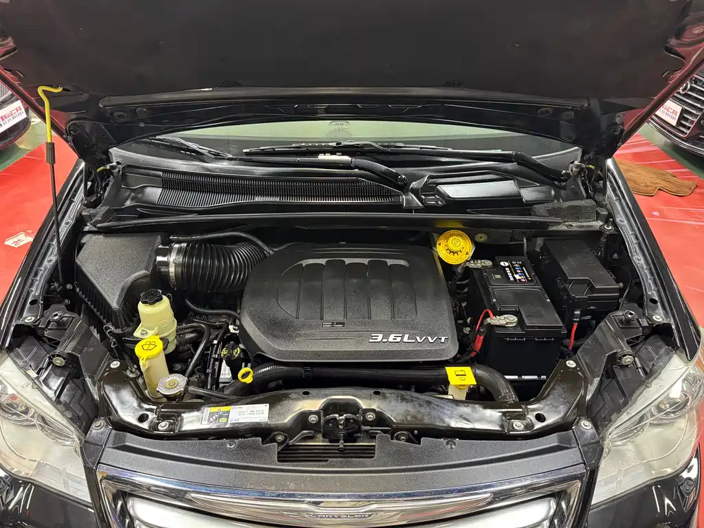 Chrysler Dodge Grand Caravan 2013 3.6L Luxury Edition 2015 - thumbnail 11