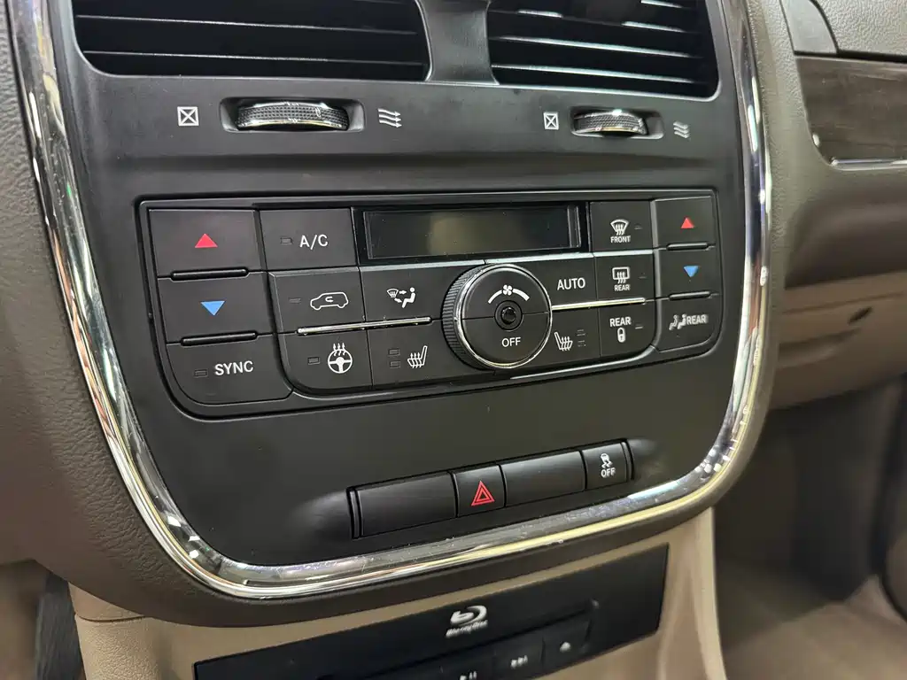 Chrysler Dodge Grand Caravan 2013 3.6L Luxury Edition 2015 - thumbnail 29