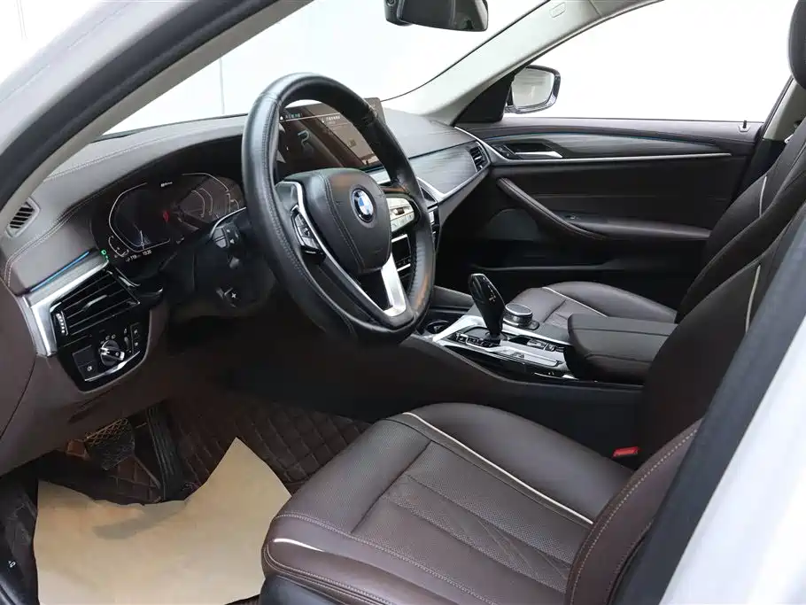 BMW BMW 5 Series New Energy 2022 535Le Luxury Package 2021 - thumbnail 13