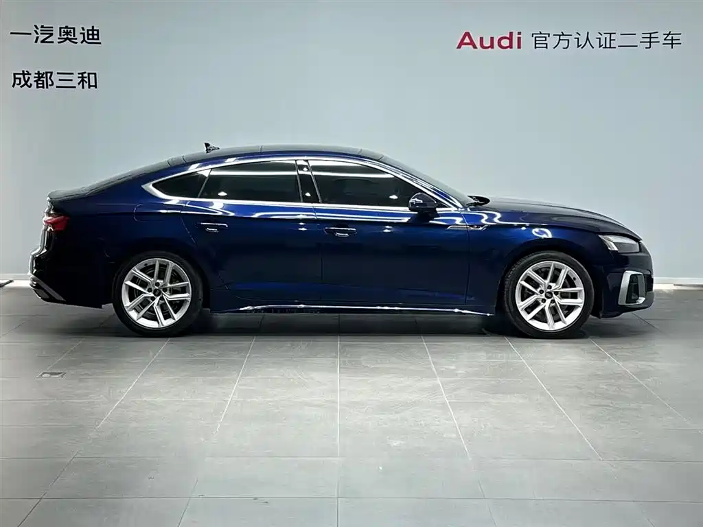 Audi Audi A5 Import 2023 Sportback 40 TFSI Fashion Dynamic Model 2023 - thumbnail 3