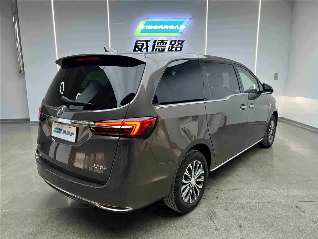 Buick Buick GL8 2023 Land Business Class Luxury Edition 2025 - thumbnail 4