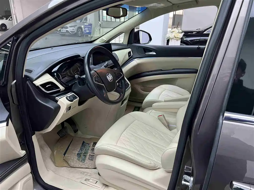 Buick Buick GL8 2023 Land Business Class Luxury Edition 2025 - thumbnail 9
