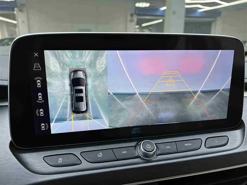 Buick Buick GL8 2023 Land Business Class Luxury Edition 2025 - thumbnail 10
