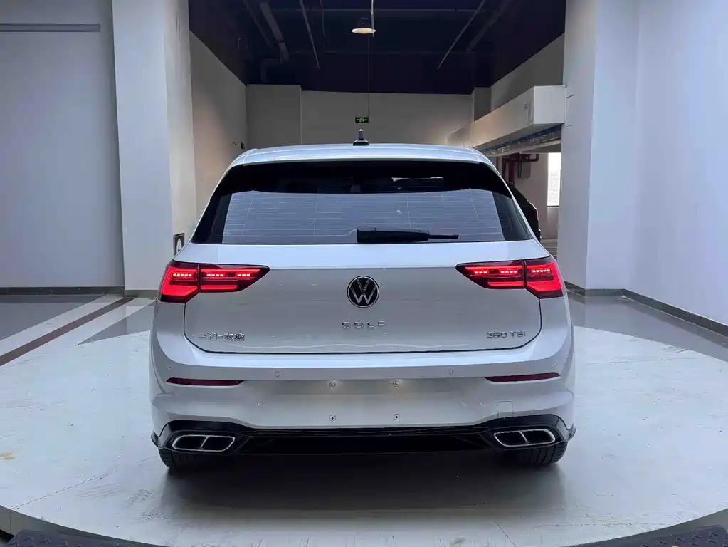 Volkswagen Volkswagen Golf 2023 280TSI DSG R-Line Lite 2023 - thumbnail 4