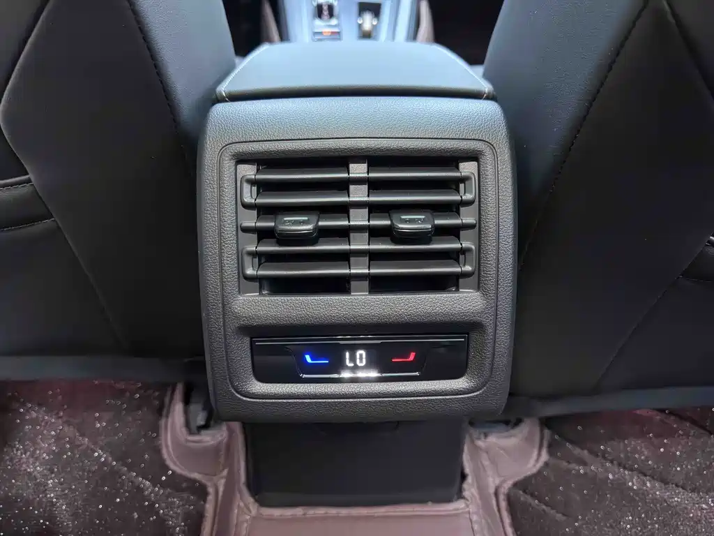 Volkswagen Volkswagen Golf 2023 280TSI DSG R-Line Lite 2023 - thumbnail 10