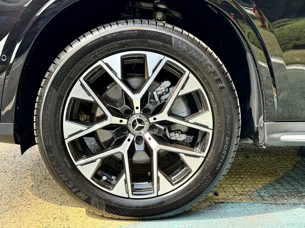 Mercedes-Benz Mercedes-Benz GLC 2023 GLC 260 L 4MATIC Luxury 7-seat 2023 - thumbnail 4