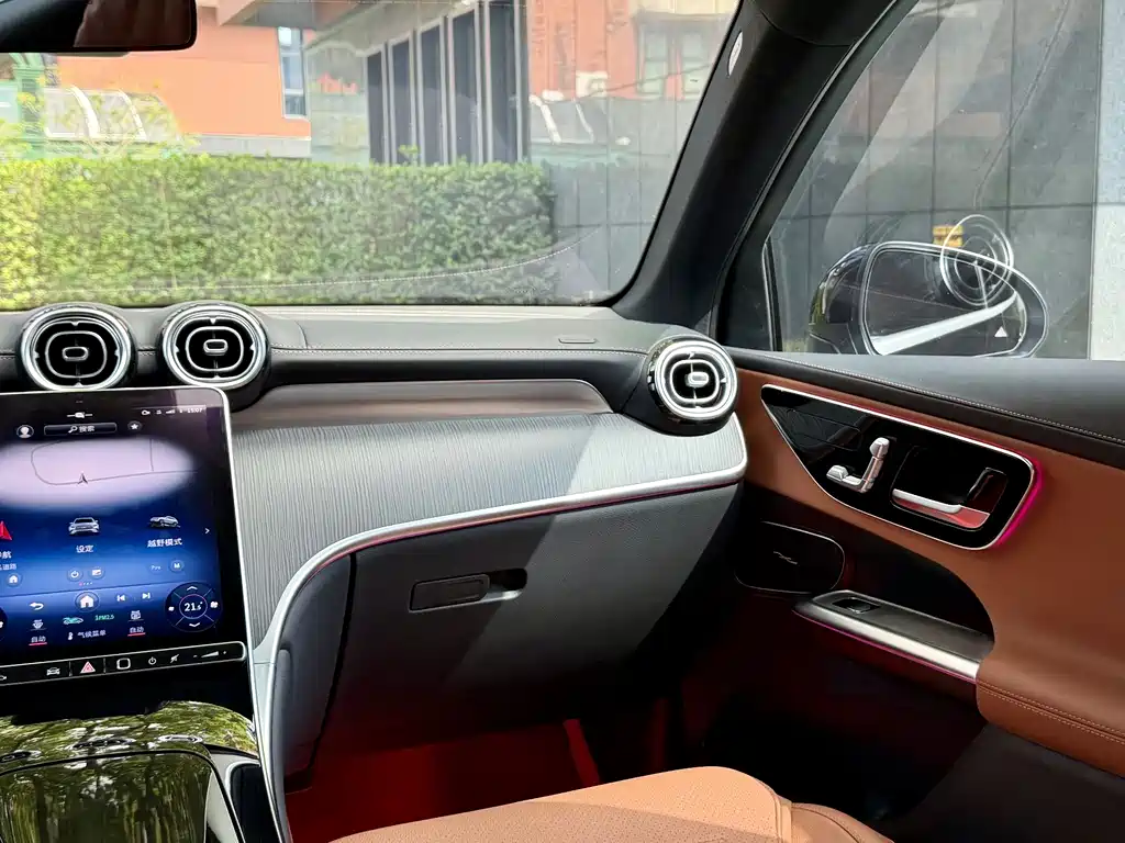 Mercedes-Benz Mercedes-Benz GLC 2023 GLC 260 L 4MATIC Luxury 7-seat 2023 - thumbnail 11