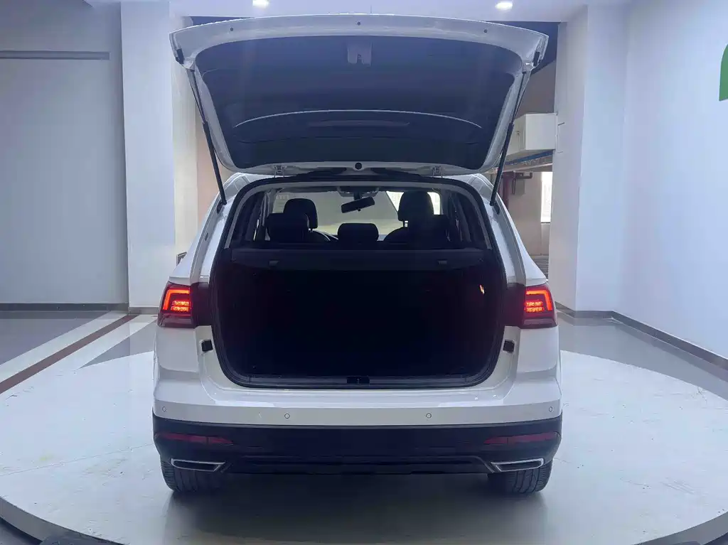 Volkswagen Volkswagen Tharu 2021 280TSI Front-Wheel Drive Luxury Plus Edition 2021 - thumbnail 21