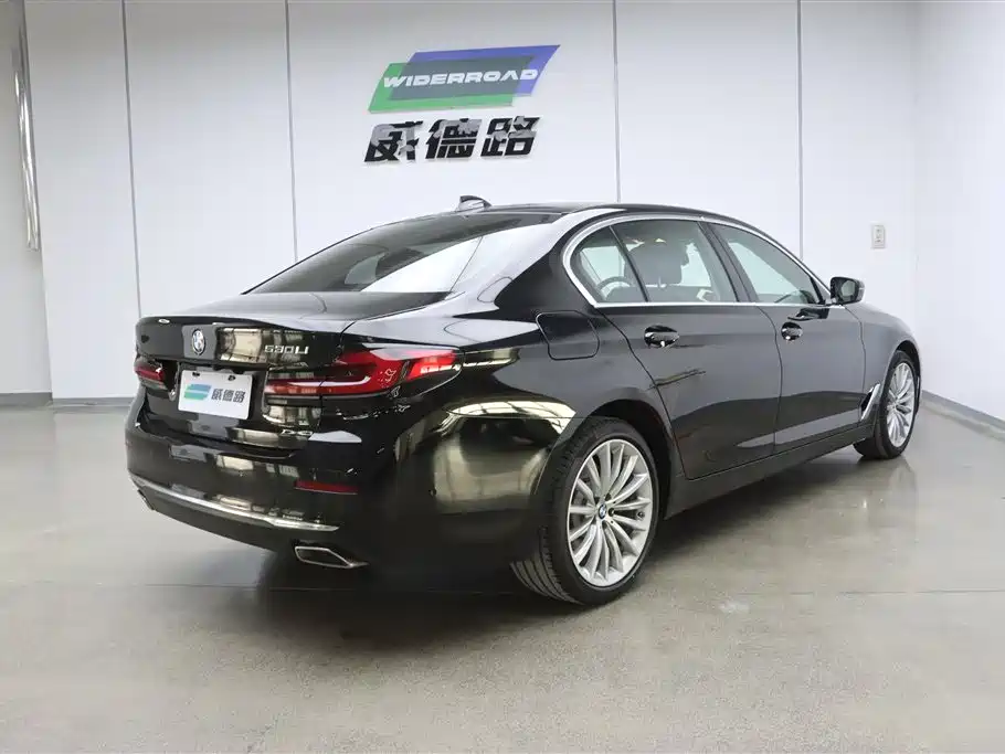 BMW BMW 5 Series 2022 Model Update II 530Li Premium Luxury Package 2022 - thumbnail 3
