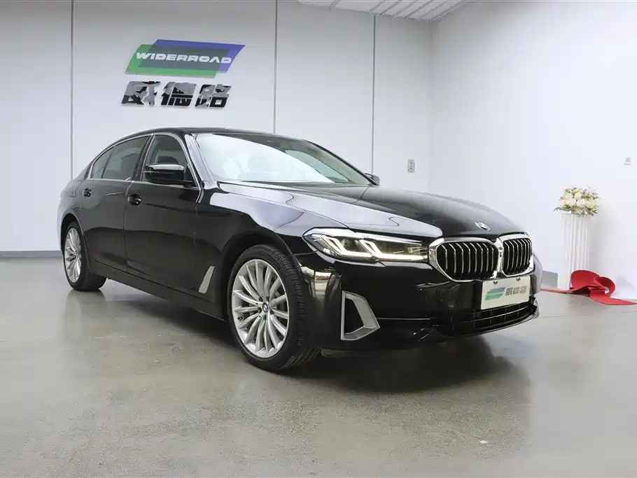 BMW BMW 5 Series 2022 Model Update II 530Li Premium Luxury Package 2022 - thumbnail 4