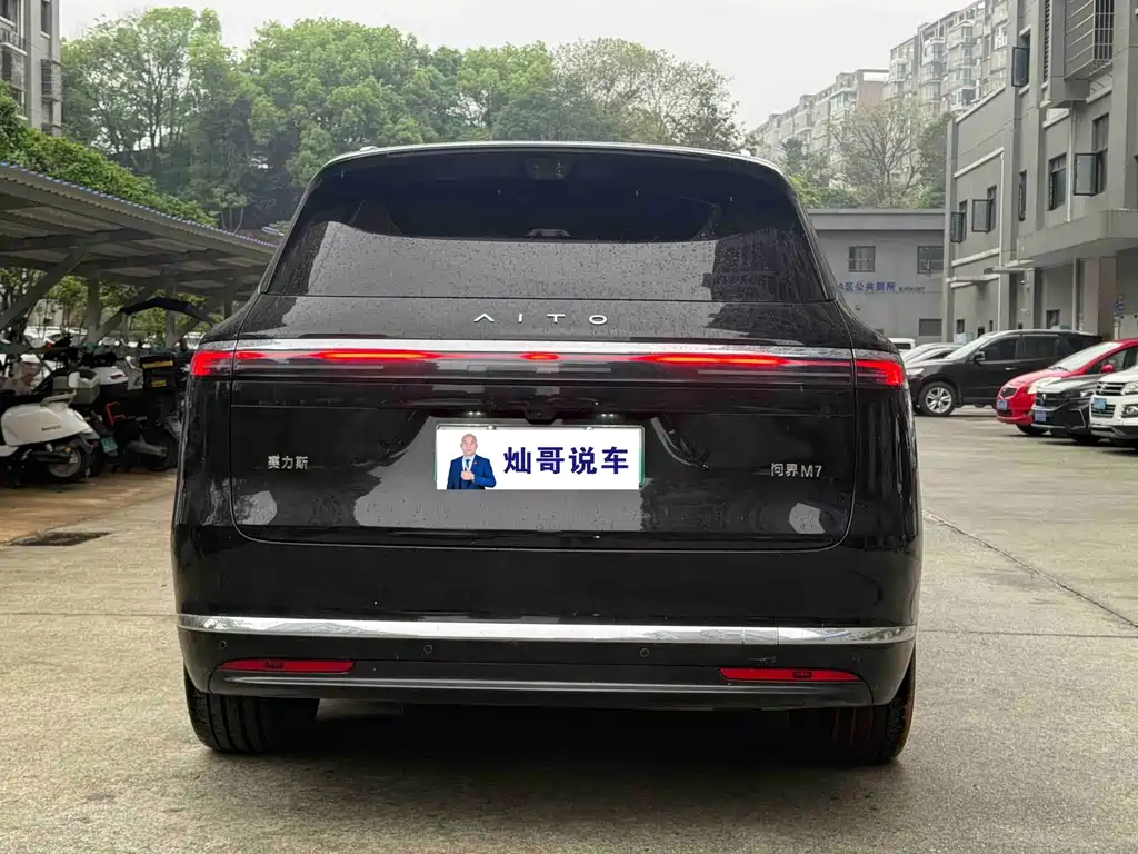AITO Aito M7 2026 Model Range Extender Max Long Range Version 5 Seats (192-line LiDAR) 2026 - thumbnail 5